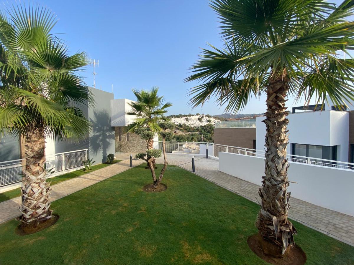 Luxury Blue Maritimo 2 Bedrooms Artola Homes Cabopino Apartment